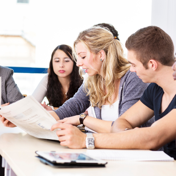 Vous souhaitez en savoir plus sur le concours de Sciences Po Paris et des IEP ?